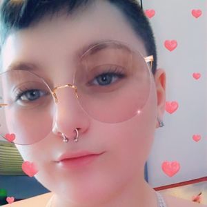 Meet your Posher, Molly